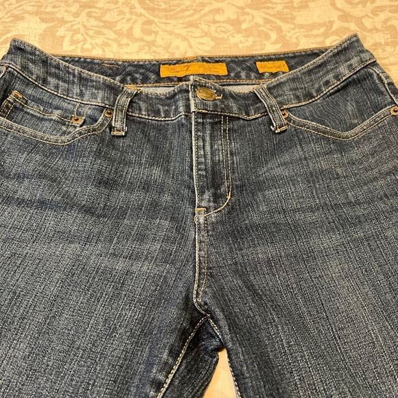 Seven7 jeans medium wash straight leg blue denim logo stitching on pockets Sz 8 - Picture 4 of 16